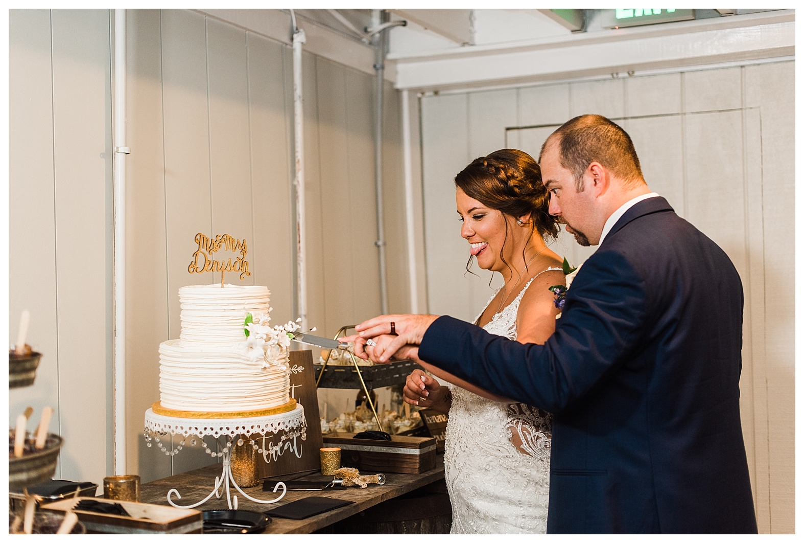 Cutting the Cake - Sara and Chad - Tampa Wedding Photographer