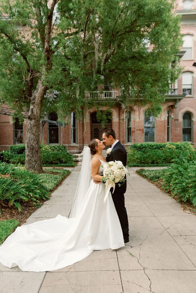 Oxford Exchange Wedding, Tampa Wedding Photographer, Tampa Luxury Wedding, Tampa Weddings, Tampa Videographer